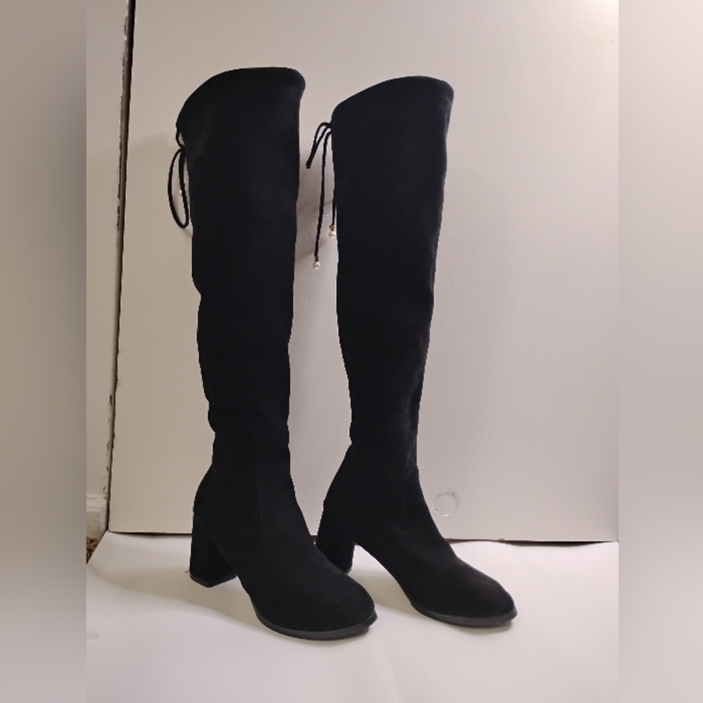 Elegant Black Over-the-Knee Boots- 3in(9cm) - Picture 2 of 13